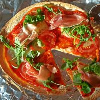 Whole Wheat Tortilla Pizza with Rocket and Prosciutto