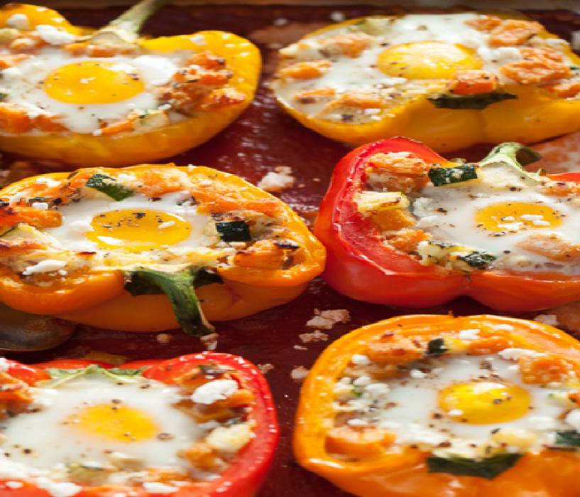 Baked Eggs in Stuffed Peppers